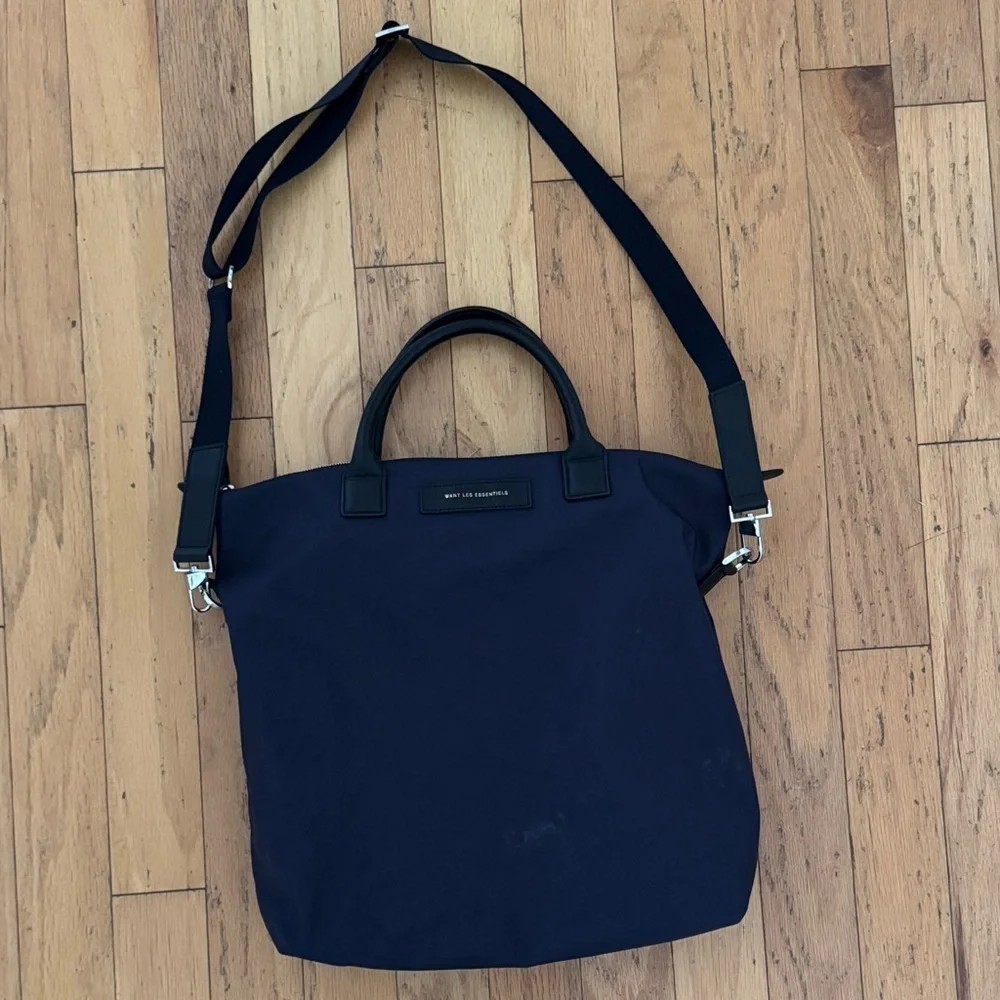 WANT Les Essentiels | O’Hare | Navy Tote Bag | Leather Trimmed